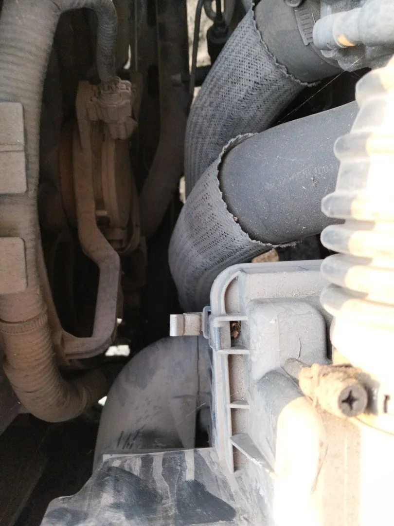 Foto de INTERCOOLER MAZDA 6 BERLINA (GH) 2.2 Turbodiesel CAT (163 CV / 120 KW) referencia R2AX-13-565