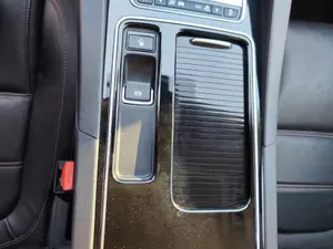Foto de CENICERO JAGUAR F-PACE 3.0 V6 Diesel CAT (301 CV / 221 KW) foto 2
