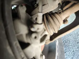 Foto de PINZA DE FRENO DELANTERA DERECHA CITROEN XSARA PICASSO 1.6 HDi CAT (9HY / DV6TED4) (109 CV / 80 KW)