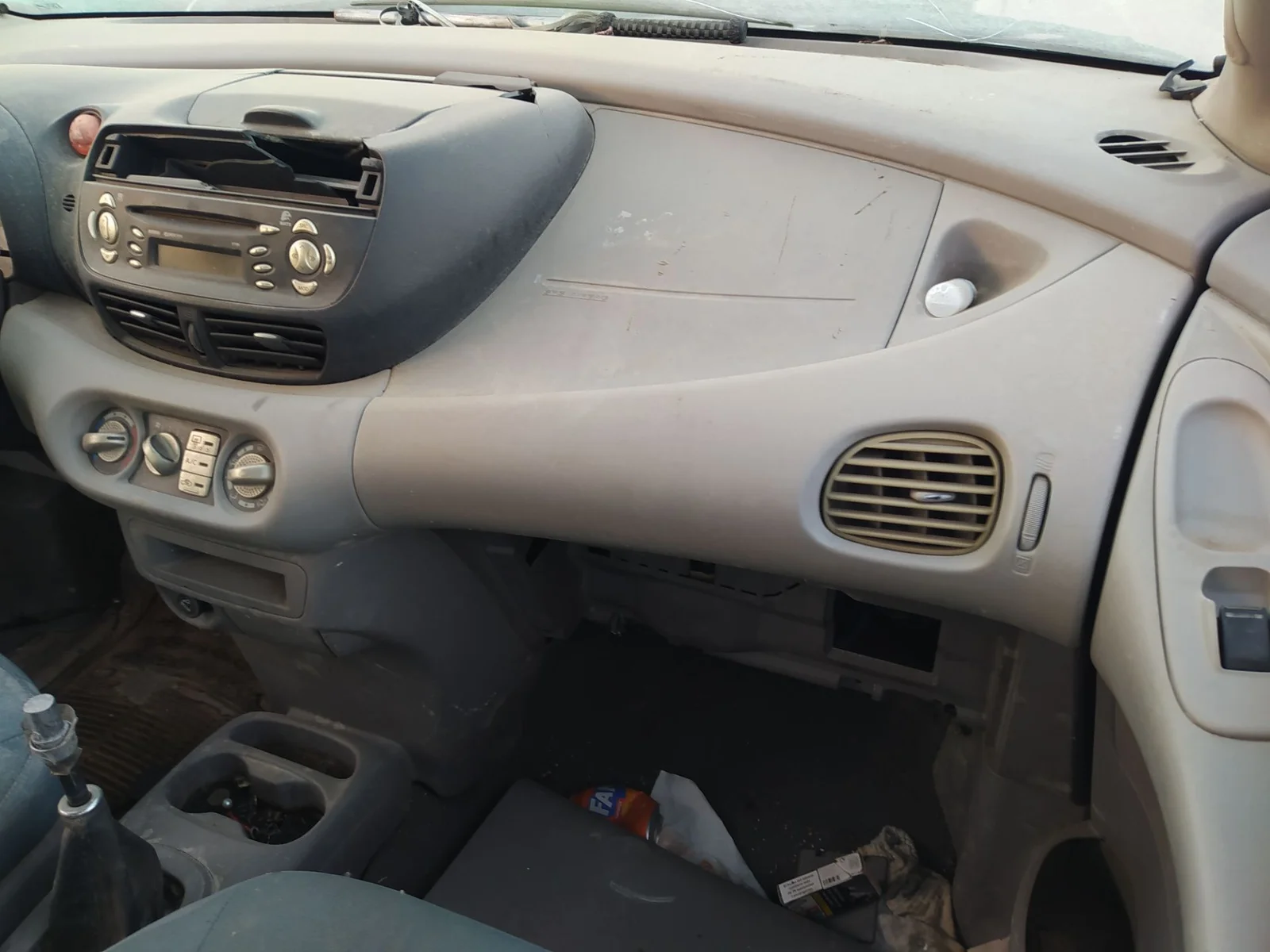 Foto de WARNING NISSAN ALMERA TINO (V10M) 1.8 16V CAT (114 CV / 84 KW)
