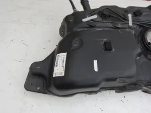 Foto de DEPOSITO COMBUSTIBLE CITROEN C5 AIRCROSS 1.2 12V e-THP / PureTech (131 CV / 96 KW) referencia 9829060280 foto 3
