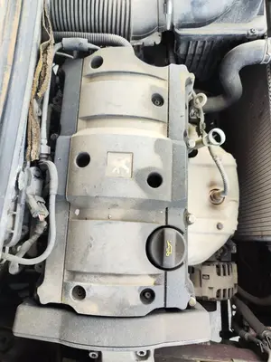 Foto de TAPA MOTOR PEUGEOT 307 (S1)(04.2001) 1.6 16V CAT (109 CV / 80 KW) referencia 596435