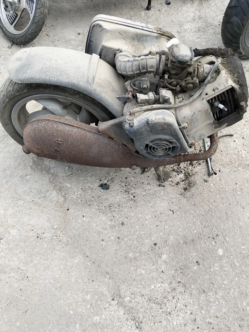 Foto de MOTOR COMPLETO PIAGGIO (VESPA) FLY PIAGGIO FLY 125 (2013 -->) 124 cm3 - 8.9 kW (4 tiempos) (0 CV / 0 KW)