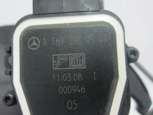 Foto de PEDAL ACELERADOR MERCEDES-BENZ CLASE A (BM 169) 2.0 CDI CAT (82 CV / 60 KW) referencia A1693000304 foto 3