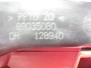 Foto de PILOTO TRASERO DERECHO RENAULT CLIO III 1.5 dCi Diesel (106 CV / 78 KW) referencia 89035080 foto 3