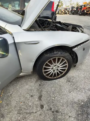 Foto de ALETA DELANTERA DERECHA ALFA ROMEO 159 (140) 1.9 JTD (M) 16V CAT (150 CV / 110 KW) referencia 96525707