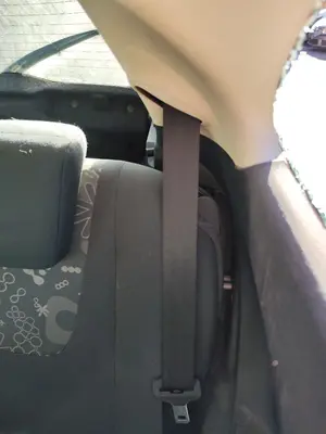 Foto de CINTURON SEGURIDAD TRASERO IZQUIERDO FORD KA (CCU) 1.3 TDCi CAT (75 CV / 55 KW)