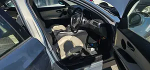 Foto de GOMAS CONTORNO PUERTA BMW SERIE 3 BERLINA (E90) 2.0 CAT (129 CV / 95 KW)