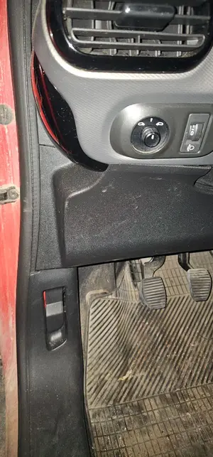 Foto de MANDO RETROVISOR CITROEN C4 CACTUS 1.2 12V VTi (82 CV / 60 KW)