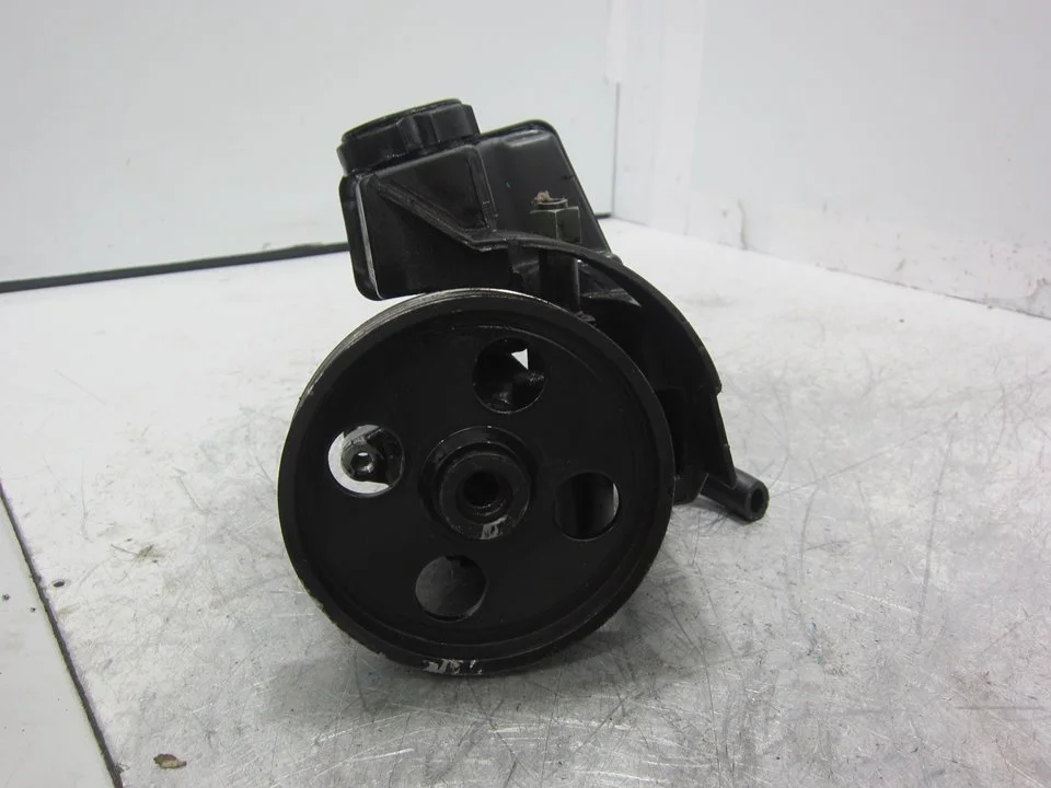 Foto de BOMBA DIRECCION CITROEN XSARA BERLINA 2.0 HDi CAT (RHY / DW10TD) (90 CV / 66 KW) referencia 26079884
