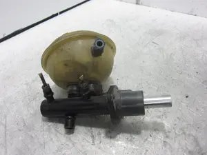 Foto de BOMBA FRENO AUDI 100 AVANT (C4) 2.3 (133 CV / 98 KW) referencia 893611307A foto 3