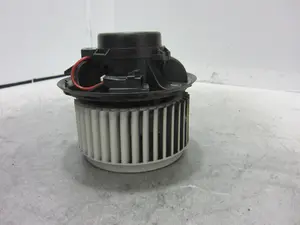 Foto de MOTOR CALEFACCION ALFA ROMEO 147 (190) 1.9 JTD CAT (101 CV / 74 KW) referencia 52488448 foto 2