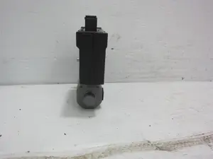 Foto de MOTOR ELEVALUNAS DELANTERO DERECHO PEUGEOT 307 (S1)(04.2001) 1.6 16V CAT (109 CV / 80 KW) referencia 5512000172 foto 6