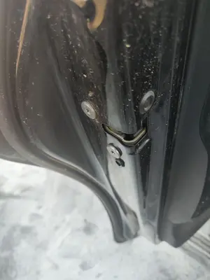 Foto de CERRADURA PUERTA TRASERA IZQUIERDA CITROEN GRAND C4 PICASSO 1.6 16V HDi FAP (109 CV / 80 KW) referencia 9138J8