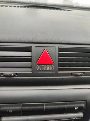 Foto de WARNING SKODA OCTAVIA BERLINA (1U2) 1.9 TDI (90 CV / 66 KW) referencia 1U0953235C
