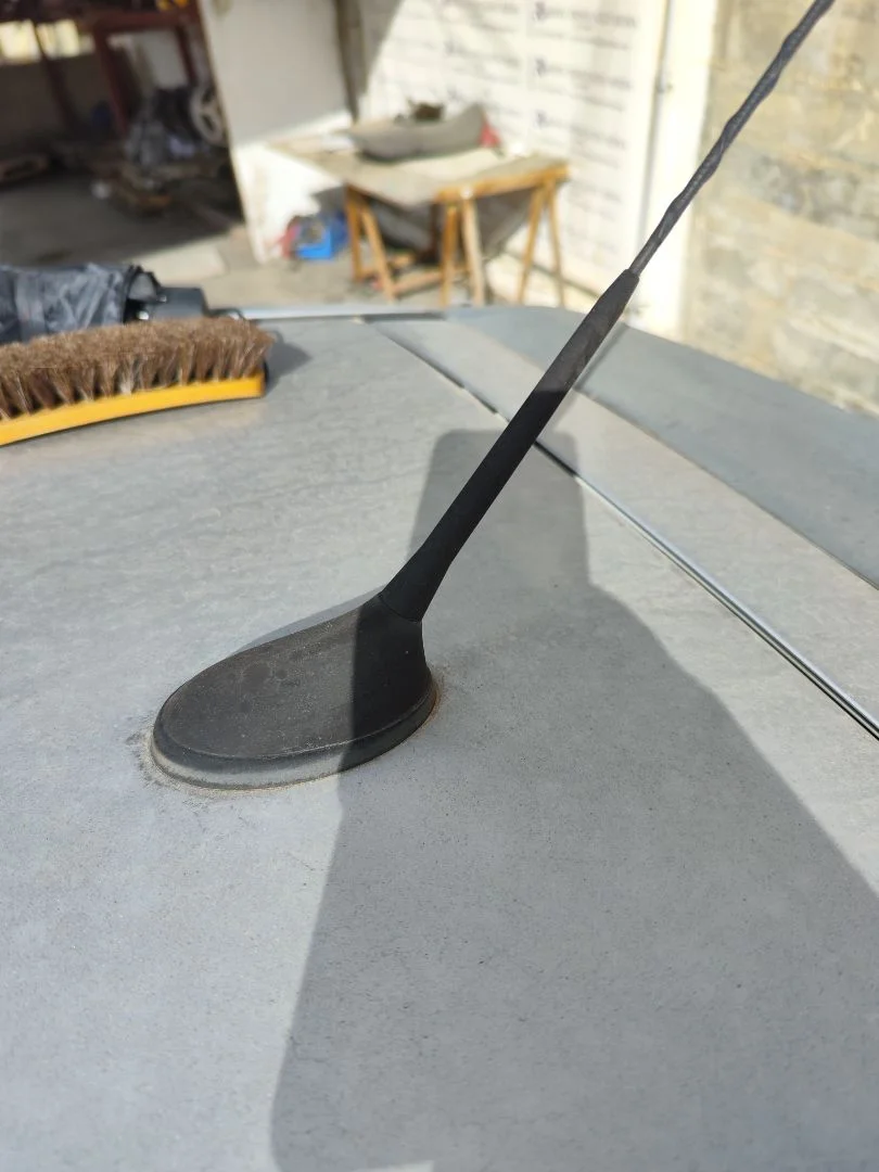 Foto de BASE DE ANTENA CITROEN C4 BERLINA 1.6 16V HDi (90 CV / 66 KW)