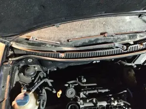 Foto de BRAZO LIMPIA DELANTERO DERECHO VOLKSWAGEN POLO IV (9N1)