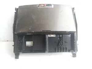 Foto de CENICERO LEXUS IS (DS2/IS2) 2.2 D-CAT (177 CV / 130 KW) referencia 1A421032G foto 3
