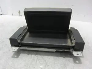 Foto de PANTALLA MULTIFUNCION VOLVO C30 1.6 Diesel CAT (109 CV / 80 KW) referencia 312155581