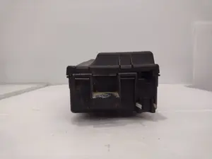 Foto de CAJA RELES / FUSIBLES OPEL VECTRA C BERLINA 1.9 16V CDTI CAT (Z 19 DTH / LRD) (150 CV / 110 KW) referencia 460023260 foto 7