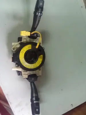 Foto de MANDO MULTIFUNCION HYUNDAI ELANTRA (XD) referencia 934002D110