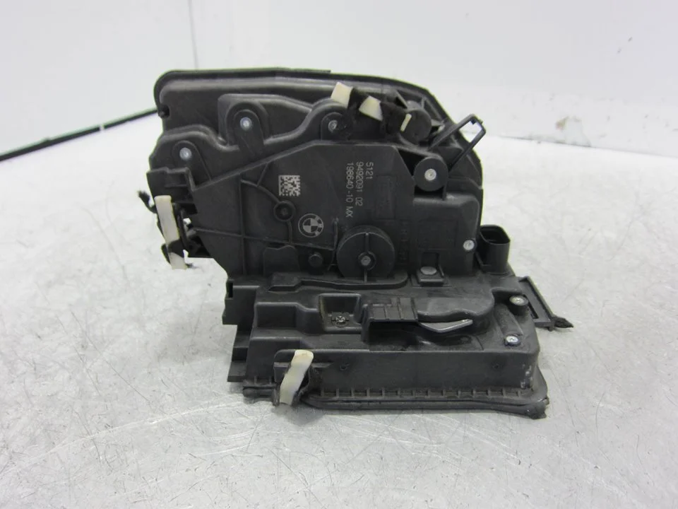 Foto de CERRADURA PUERTA DELANTERA IZQUIERDA BMW SERIE X3 (G01) 3.0 24V Turbodiesel (265 CV / 195 KW) referencia 949209102