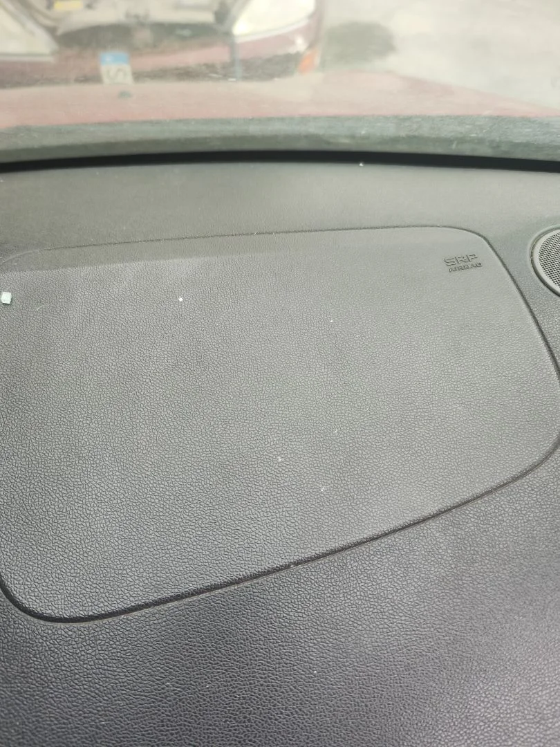 Foto de AIRBAG DELANTERO DERECHO RENAULT CLIO III 1.5 dCi Diesel CAT (86 CV / 63 KW)