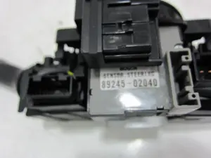 Foto de MANDO MULTIFUNCION TOYOTA AURIS (E15) 1.4 Turbodiesel CAT (90 CV / 66 KW) referencia 173832 foto 5