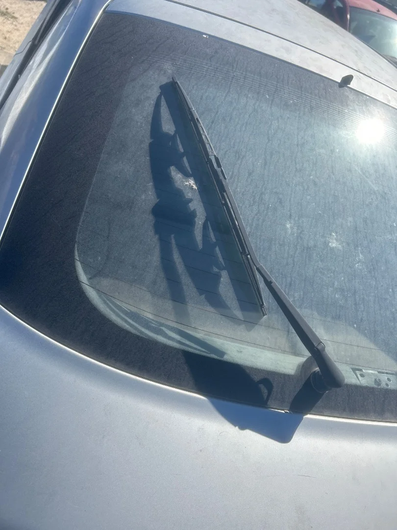 Foto de BRAZO LIMPIA TRASERO HYUNDAI ACCENT (LC) 1.5 CRDi CAT (82 CV / 60 KW)