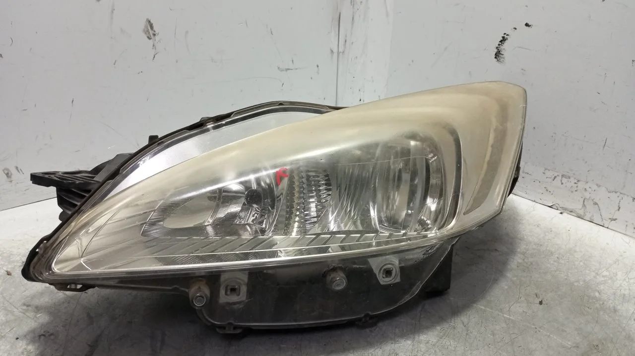 Foto de FARO IZQUIERDO PEUGEOT 508 2.0 16V HDi FAP (140 CV / 103 KW) referencia 9678393180