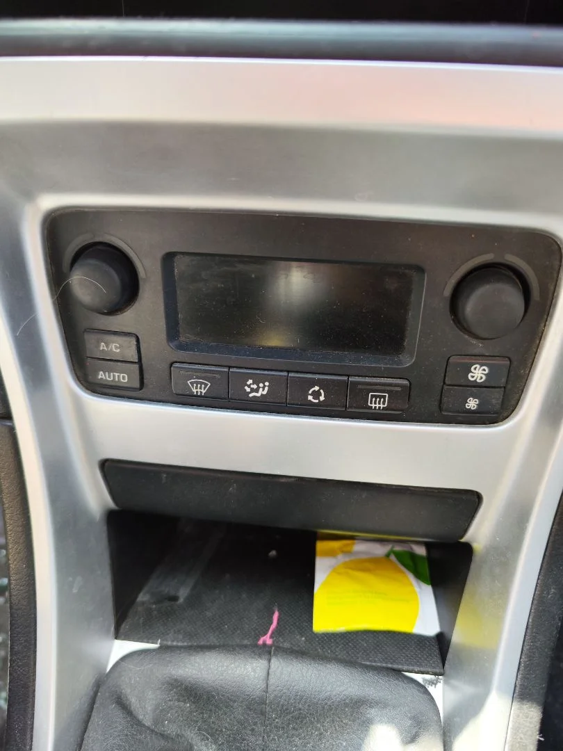 Foto de MANDO CALEFACCION / AIRE ACONDICIONADO PEUGEOT 307 BERLINA (S2) 1.4 16V CAT (KFU / ET3J4) (88 CV / 65 KW)
