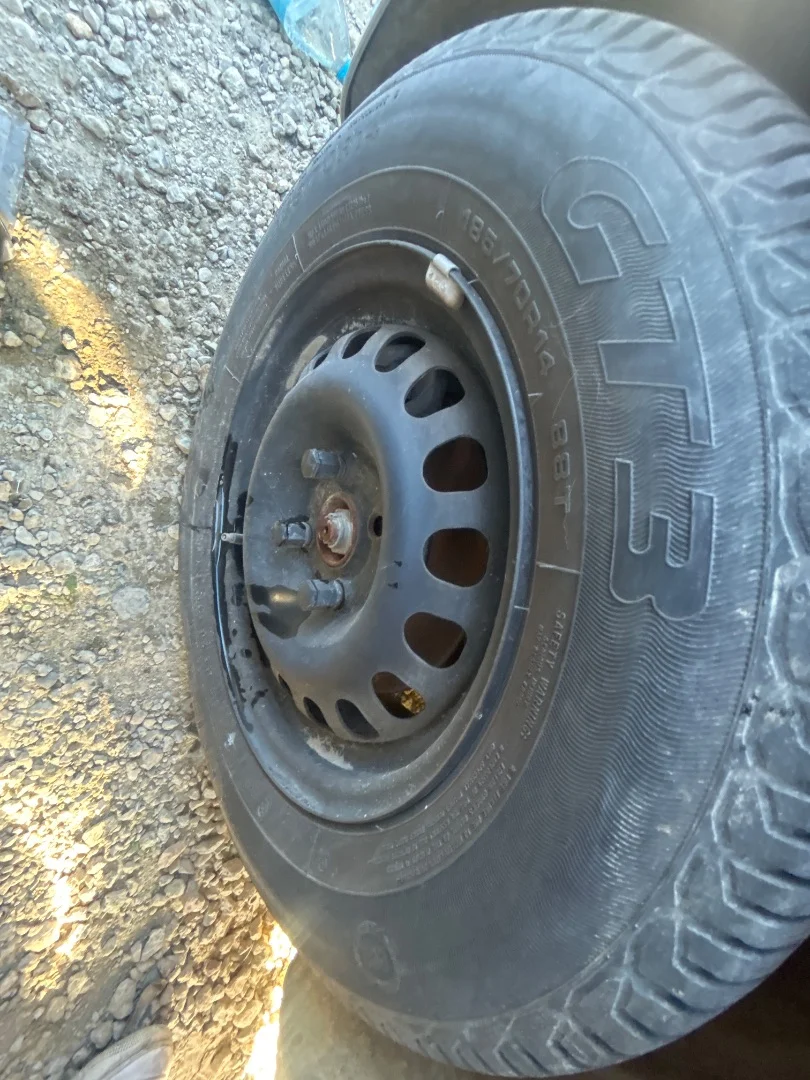 Foto de LLANTA OPEL CORSA D 1.3 16V CDTI (75 CV / 55 KW) referencia 13211900