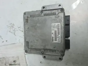 Foto de CENTRALITA MOTOR UCE CITROEN XSARA PICASSO 2.0 HDi CAT (RHY / DW10TD) (90 CV / 66 KW) referencia 0281011521 foto 4