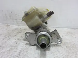 Foto de BOMBA FRENO CITROEN C2 1.1 (60 CV / 44 KW) foto 4