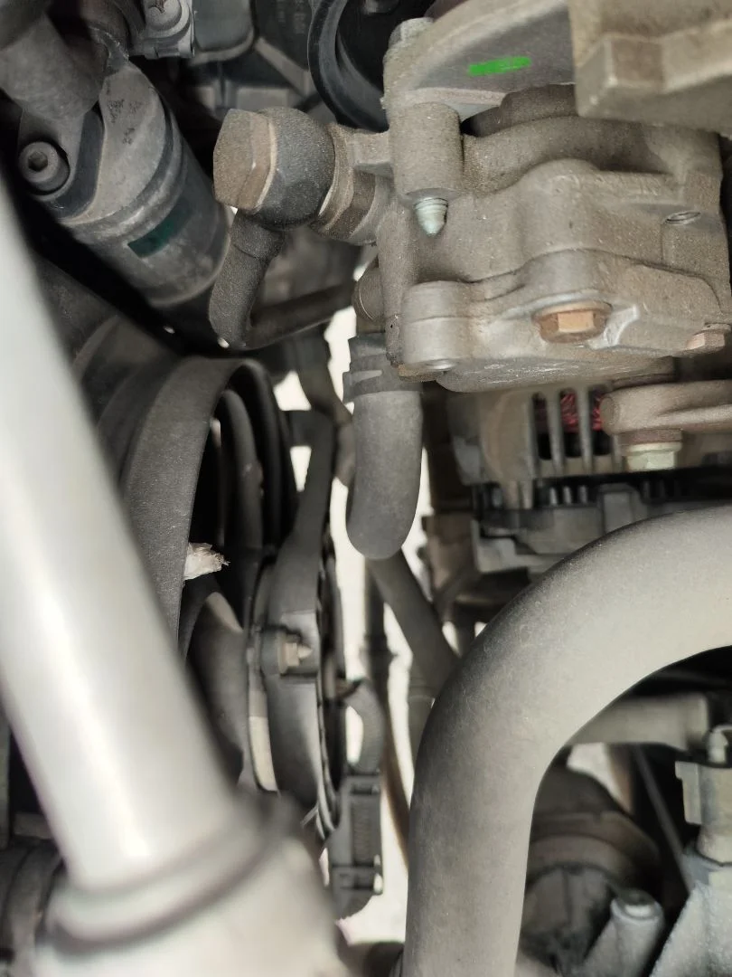 Foto de ALTERNADOR VOLKSWAGEN BORA BERLINA (1J2)(1998) 1.9 TDI (110 CV / 81 KW)