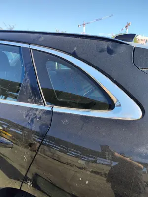 Foto de LUNA CUSTODIA TRASERA IZQUIERDA JAGUAR F-PACE 3.0 V6 Diesel CAT (301 CV / 221 KW) referencia 43R011604