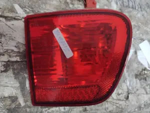 Foto de PILOTO TRASERO IZQUIERDO INTERIOR SEAT IBIZA (6K1) 1.9 TDI (90 CV / 66 KW) referencia 6K6945092C