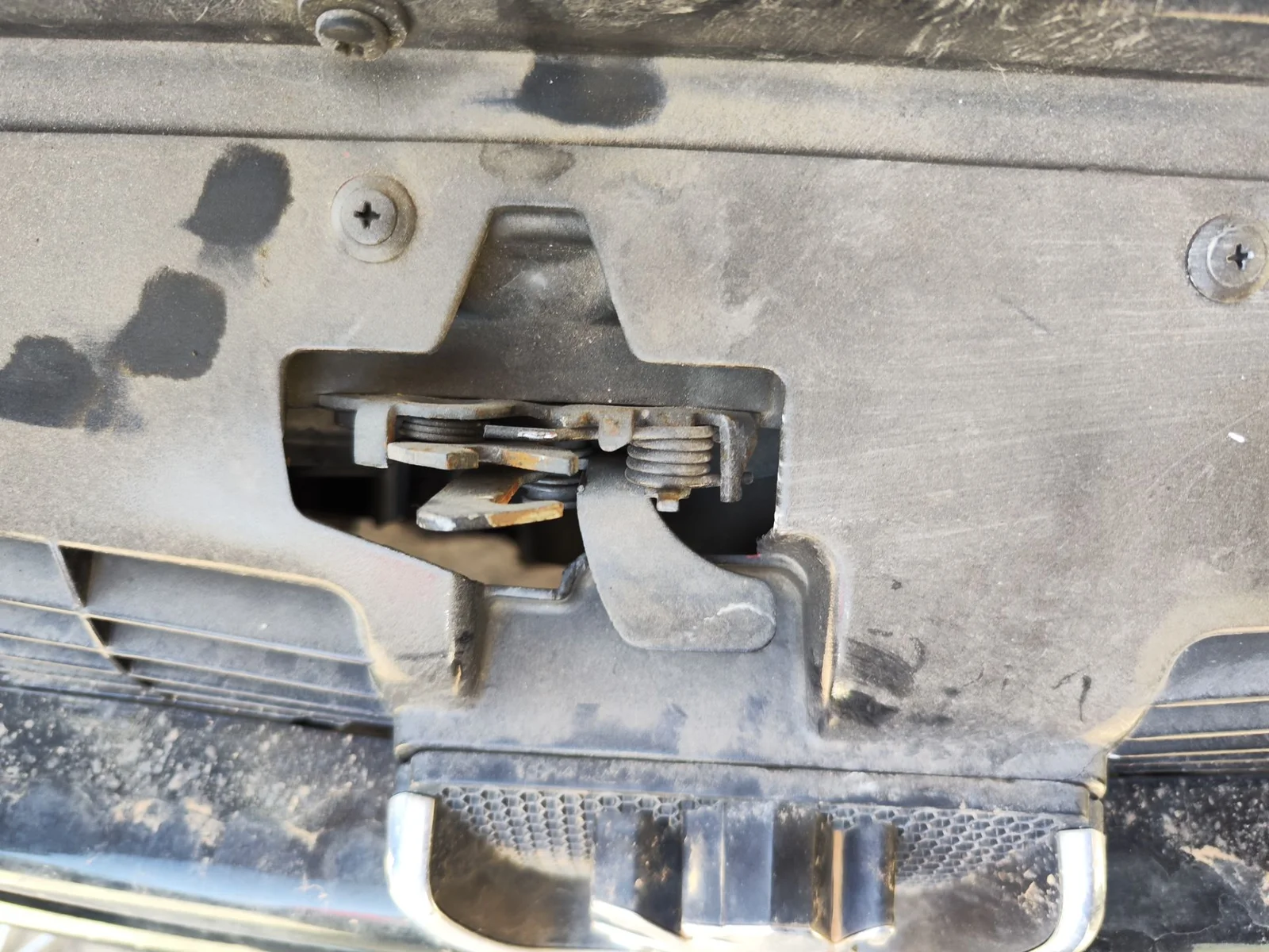 Foto de CERRADURA CAPO PEUGEOT 206 1.4 (75 CV / 55 KW) referencia 793449
