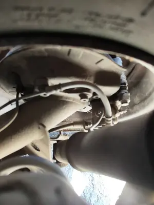 Foto de PINZA DE FRENO TRASERA DERECHA CITROEN C4 COUPE 1.4 16V (88 CV / 65 KW)