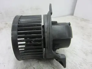 Foto de MOTOR CALEFACCION FORD FOCUS BERLINA (CAK) 1.8 TDDI Turbodiesel CAT (90 CV / 66 KW) referencia XS4H18456AD foto 5