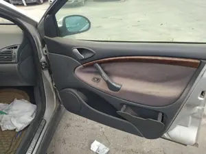 Foto de ELEVALUNAS DELANTERO DERECHO CITROEN C5 BERLINA 2.0 HDi (109 CV / 80 KW) referencia 9222J5