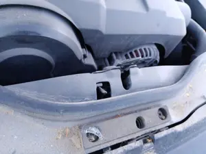 Foto de CERRADURA CAPO VOLKSWAGEN PASSAT BERLINA (3B3) 1.9 TDI (131 CV / 96 KW) referencia 3B0823509AB foto 2
