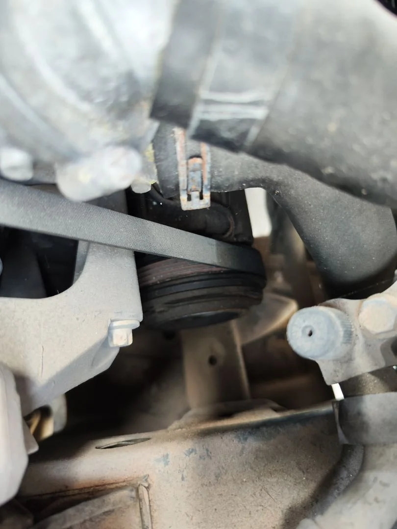 Foto de AMORTIGUADOR DELANTERO DERECHO OPEL CORSA C 1.2 16V CAT (Z 12 XE / LW4) (75 CV / 55 KW) referencia 72119118