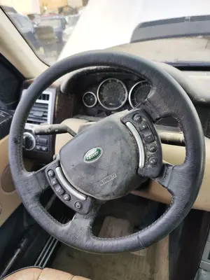 Foto de VOLANTE LAND ROVER RANGE ROVER (LM) 4.4 V8 CAT (306 CV / 225 KW)