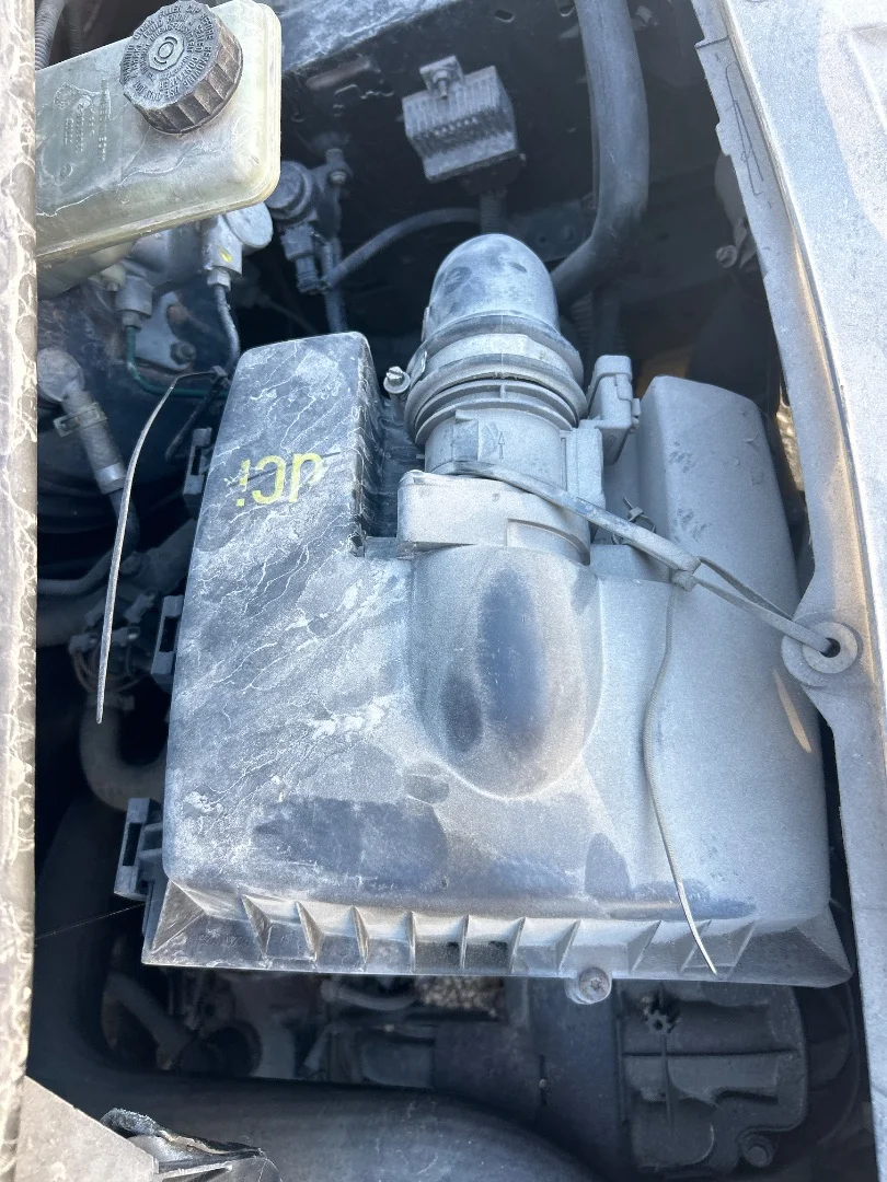 Foto de CAJA FILTRO AIRE RENAULT TRAFIC II FURGÓN 2.5 dCi Diesel CAT (135 CV / 99 KW) referencia 7701474468