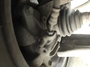 Foto de PINZA DE FRENO DELANTERA DERECHA PEUGEOT 207 1.6 16V HDi (90 CV / 66 KW) referencia 4400R9