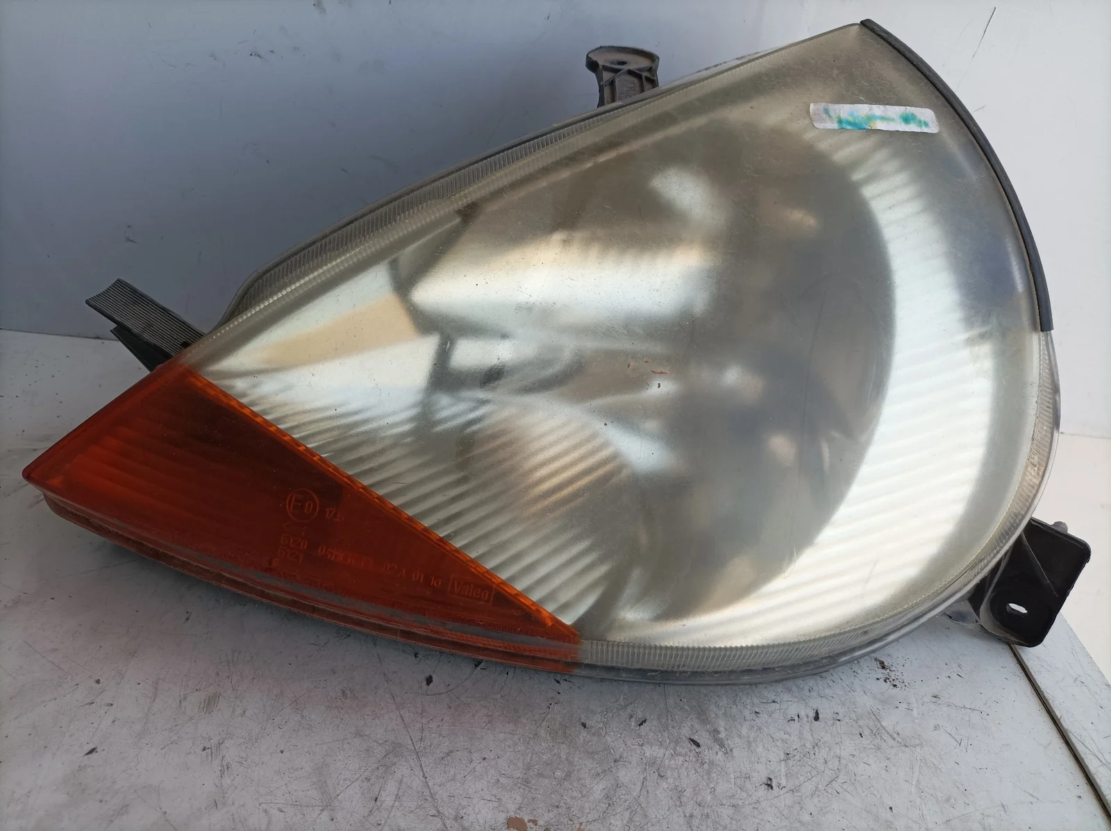 Foto de FARO IZQUIERDO FORD KA (CCQ) referencia 97KG13K060BB