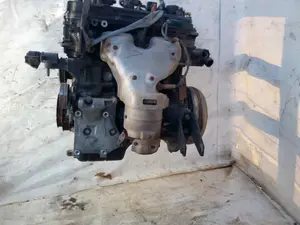 Foto de MOTOR COMPLETO NISSAN ALMERA (N16/E) 1.8 16V CAT (116 CV / 85 KW) referencia QG18 foto 3