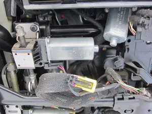 Foto de JUEGO ASIENTOS COMPLETO PORSCHE CAYENNE (TIPO 92A) referencia 918595102 foto 40