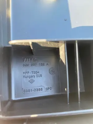 Foto de CAJA RELES / FUSIBLES VOLKSWAGEN GOLF VII (5G1/BE1) 1.4 16V TSI (122 CV / 90 KW) referencia 5Q0937132A foto 2